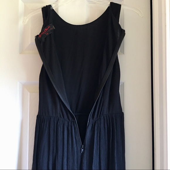 Witchy Alice & Olivia AIR collection dress!! 🦇 - Picture 8 of 9